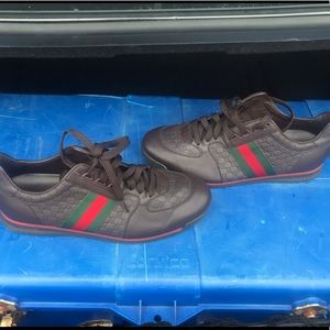 Gucci lease up sneakers only worn twice